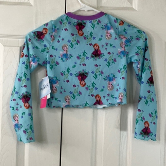 Disney Princess Rash Guard Top Size M - Picture 8 of 8